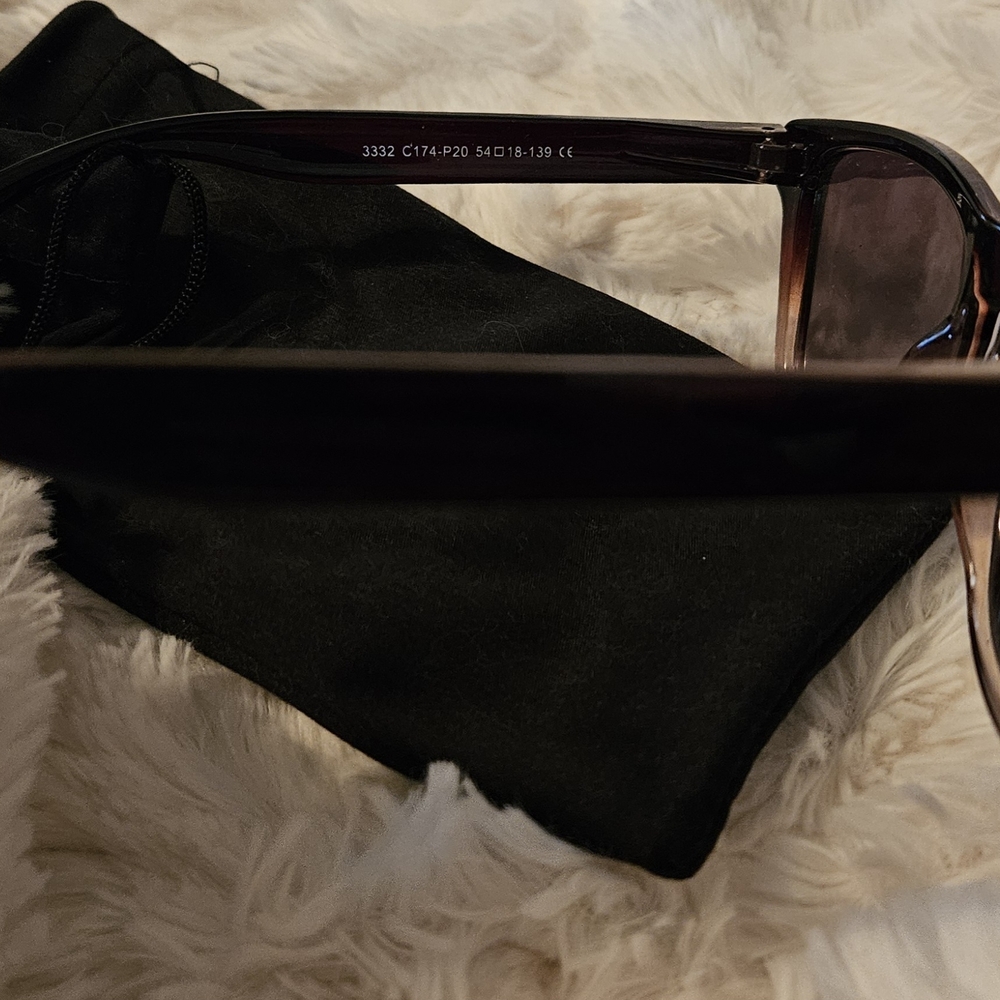 Stylish Black And Brown Sunglasses - Picture 3 of 4